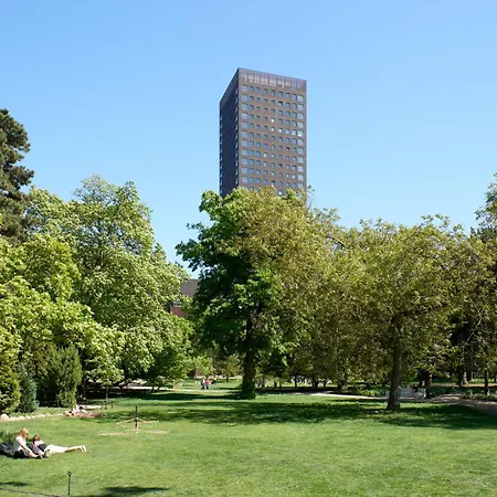 Apartmán View Of With Free Parking