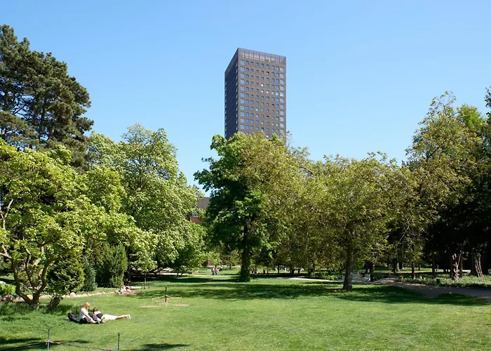 公寓 View Of With Free Parking